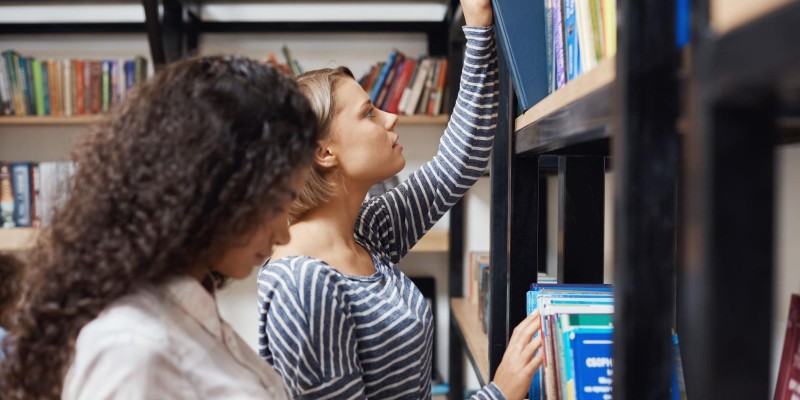 25 livros para trabalhar no ensino médio e fugir do óbvio
