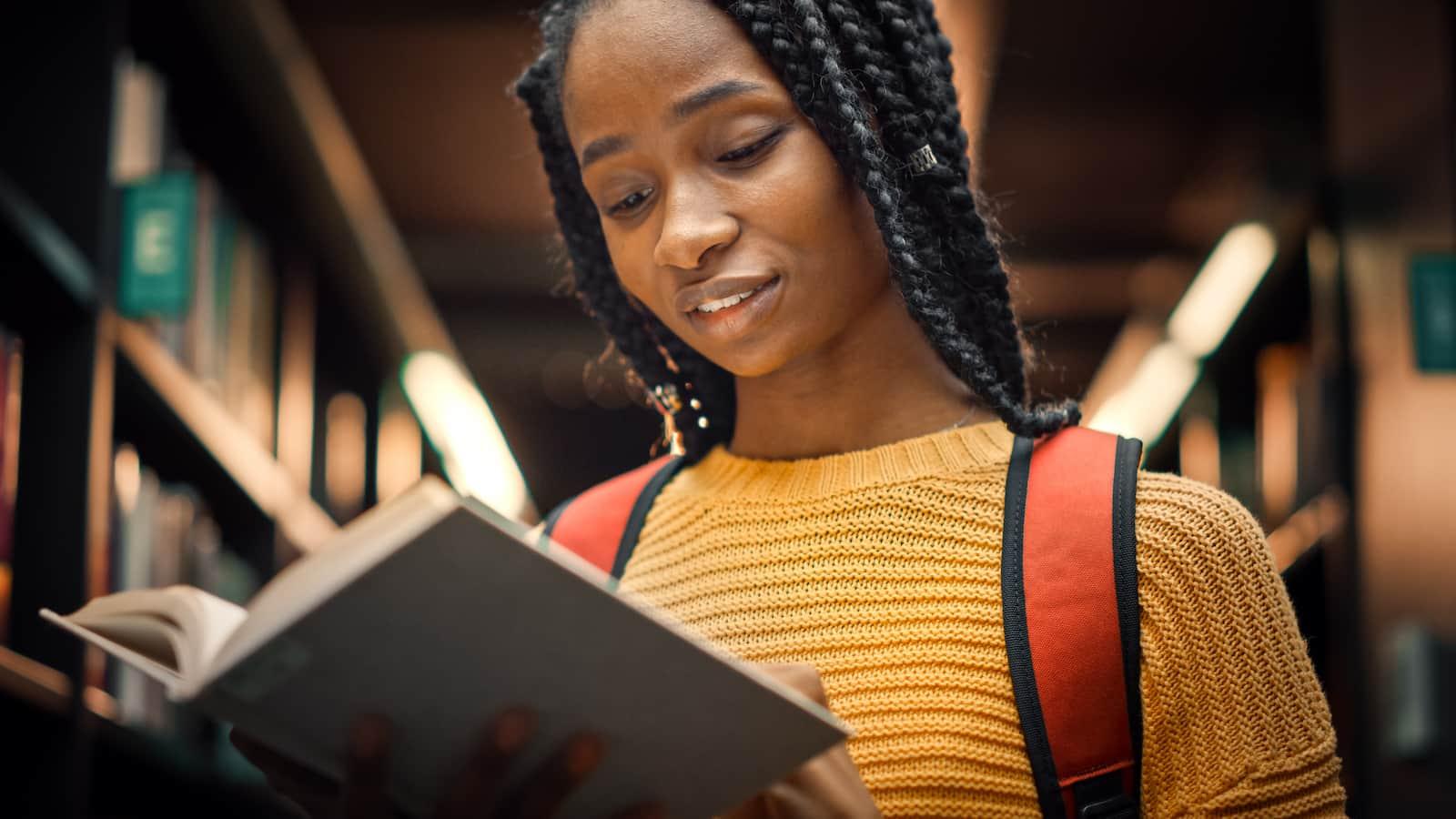 20 Livros essenciais para quem vai fazer ENEM em 2025 20 Livros essenciais para quem vai fazer ENEM em 2025