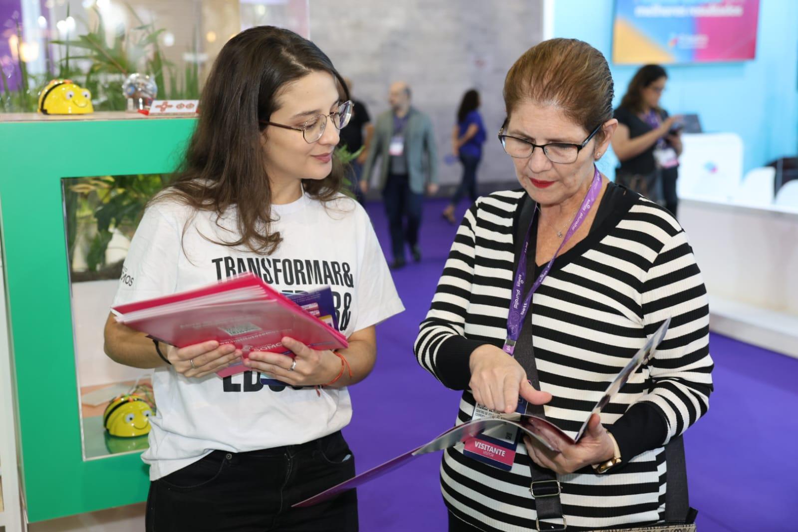 Bett Brasil 2025: Coletivo Leitor presente com inovações Bett Brasil 2025: Coletivo Leitor presente com inovações